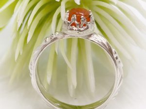 Anillo Corona Cornalina.