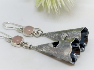 Aros conos refundidos calcedonia rosa.