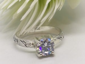 Anillo Solitario Circón Mistico.